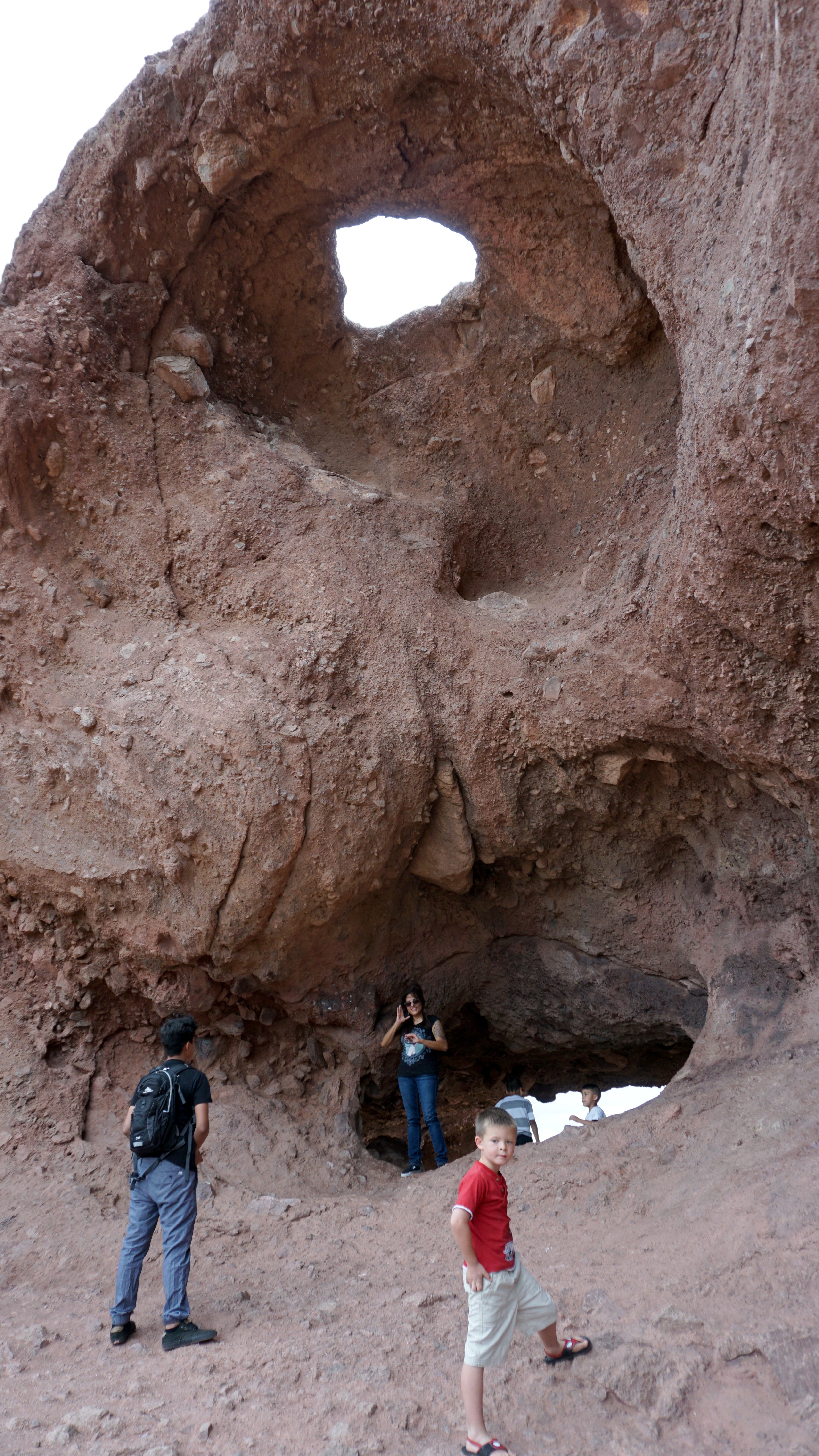 Hole-in-the-Rock (Papago Park) - Wikipedia